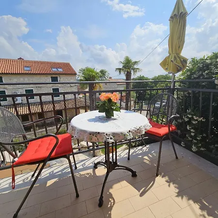 Apartment Alda-app Funtana